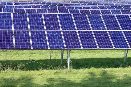 Photovoltaikanlagen auf der grünen Wiese